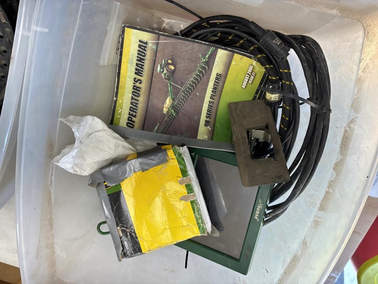 2004-john-deere-db90-image-93