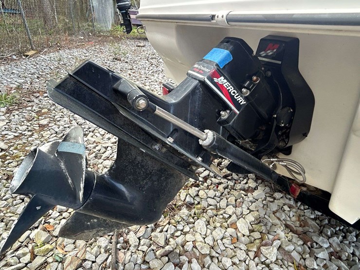 2002-sea-ray-176-ski-boat-image-12