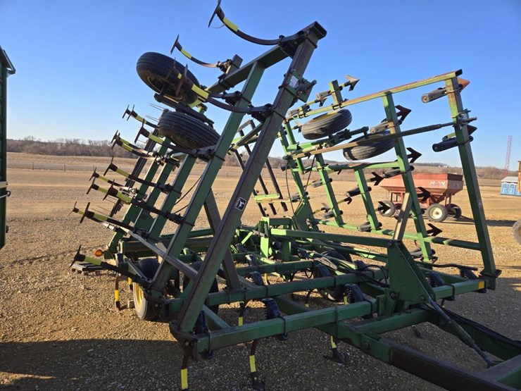 33-john-deere-33-image-10