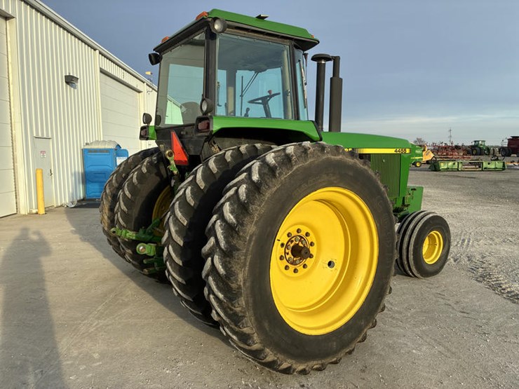 1990-john-deere-4455-image-5