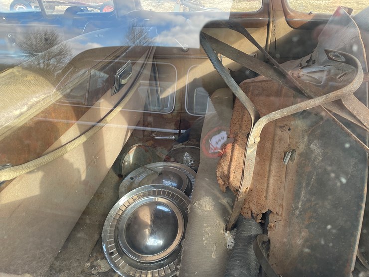 #4201-•-1941-buick-model-41-sedan,-(no-title)-image-18