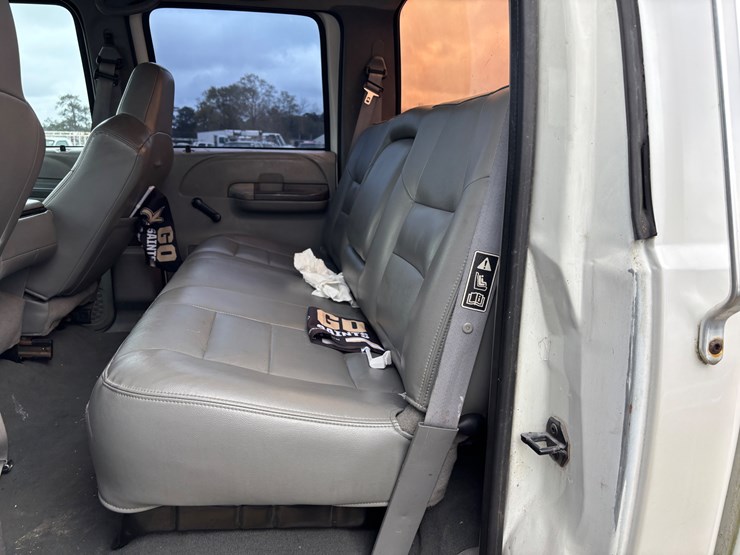 2004-ford-f650-image-11