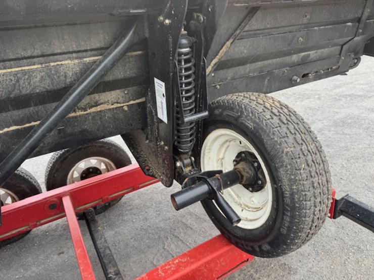 2013-case-ih-2162-image-10