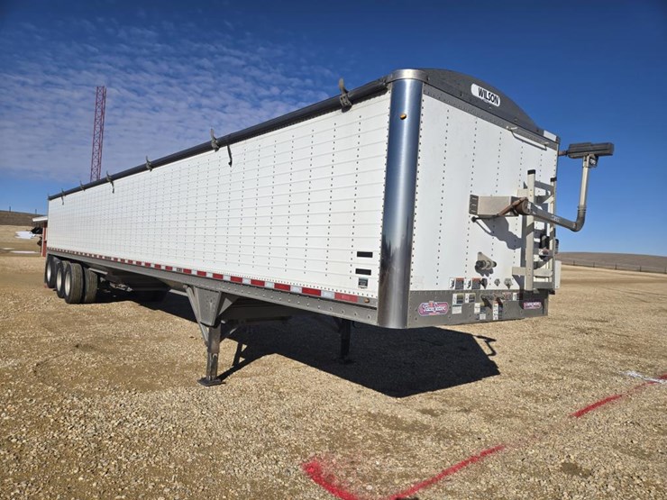 2016-wilson-grain-trailer-image-1