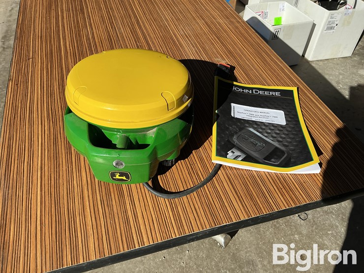 2024-john-deere-7500-image-2