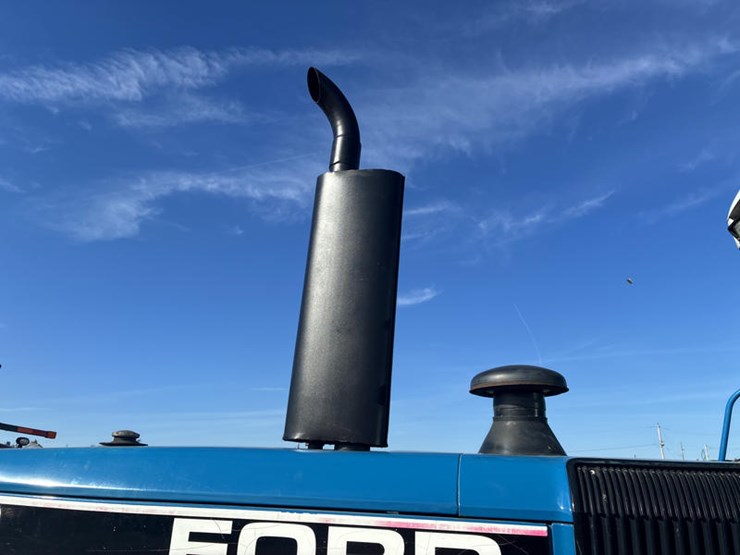 1990-ford-8730-image-28