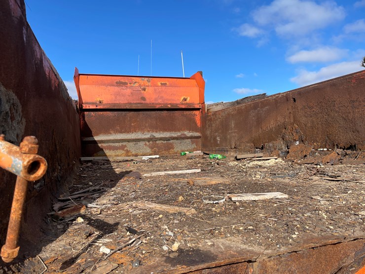 1986-ford-9000-image-12