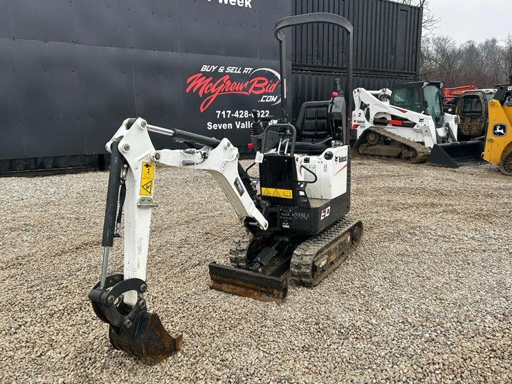 2023-bobcat-e10-image-7