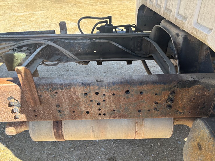 2003-ford-f650-image-51