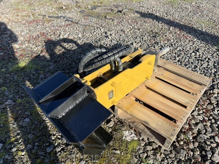 tmg-hb53s-hydraulic-breaker-image-3