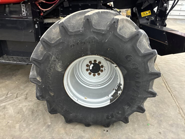 2012-case-ih-7230-image-37