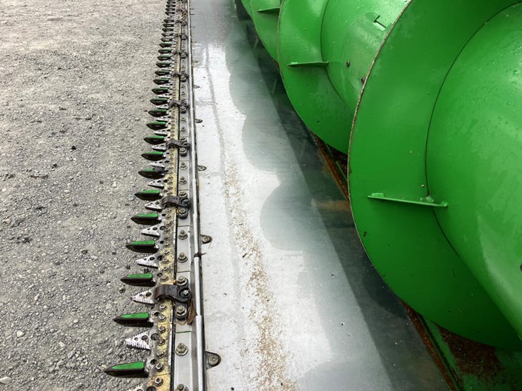 2011-john-deere-625f-image-4