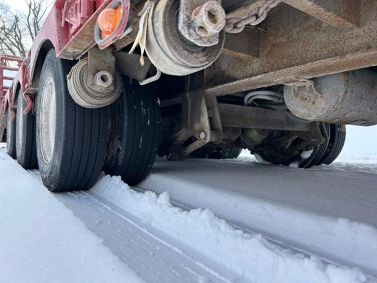 2016-jc-trailers-29-ft-quad/a-equipment-trailer-2j-image-44