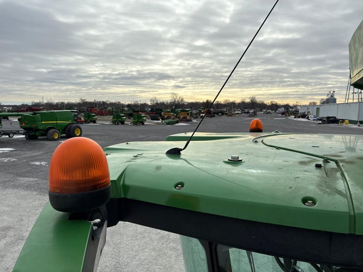 2013-john-deere-s690-image-98