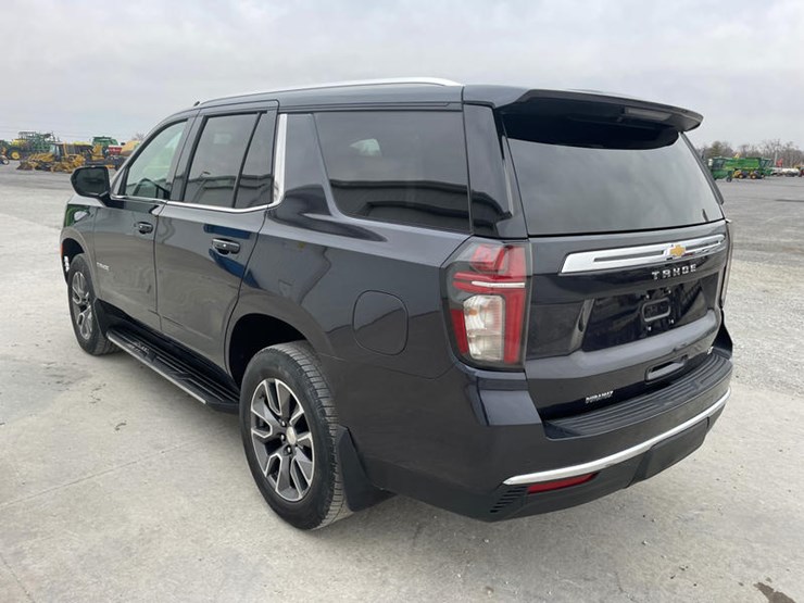 2023-chevrolet-tahoe-image-7