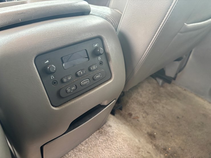 2003-gmc-yukon-image-34