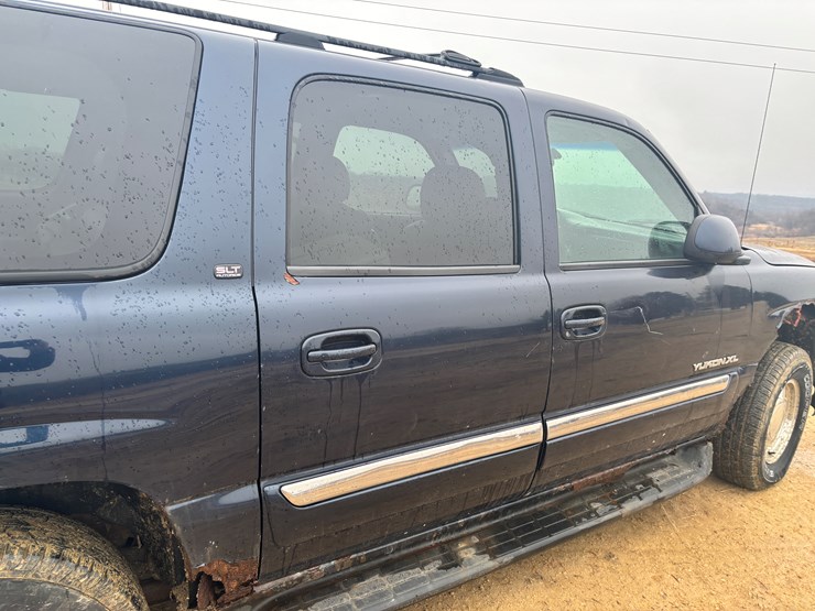 2003-gmc-yukon-image-17