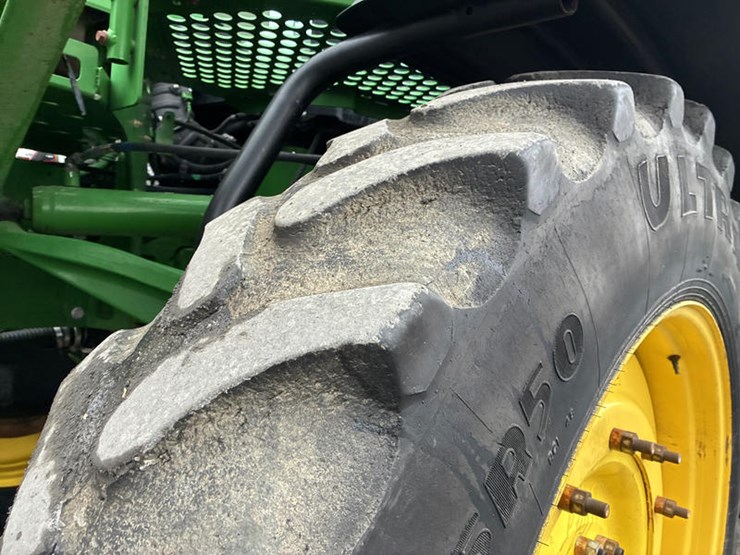 2017-john-deere-r4045-image-34