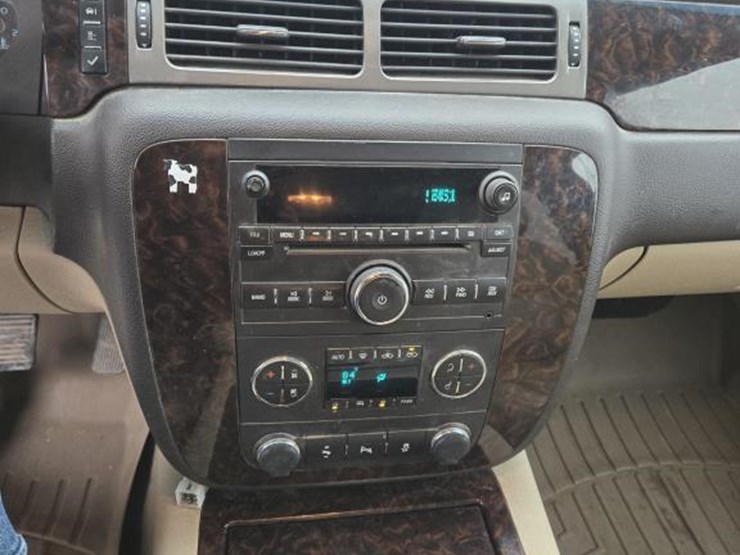 2013-gmc-sierra-2500-image-22