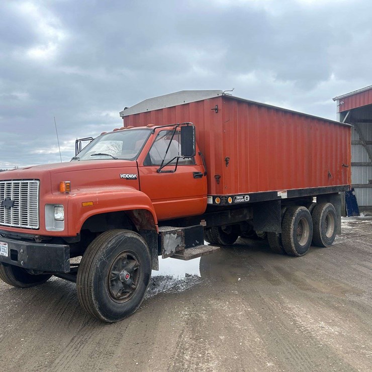 1991 Chevy Kodiak 8500 tandem grain truck with 18ft bed