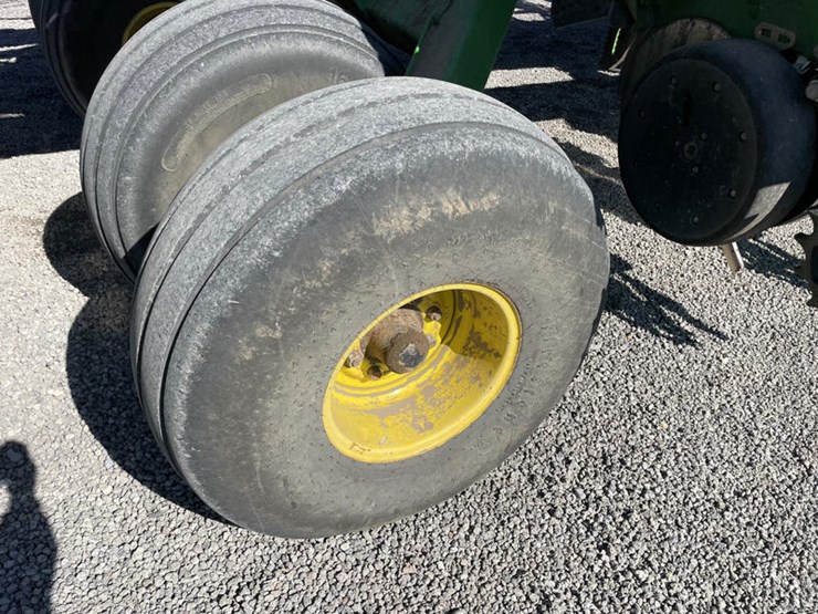 2004-john-deere-db90-image-75