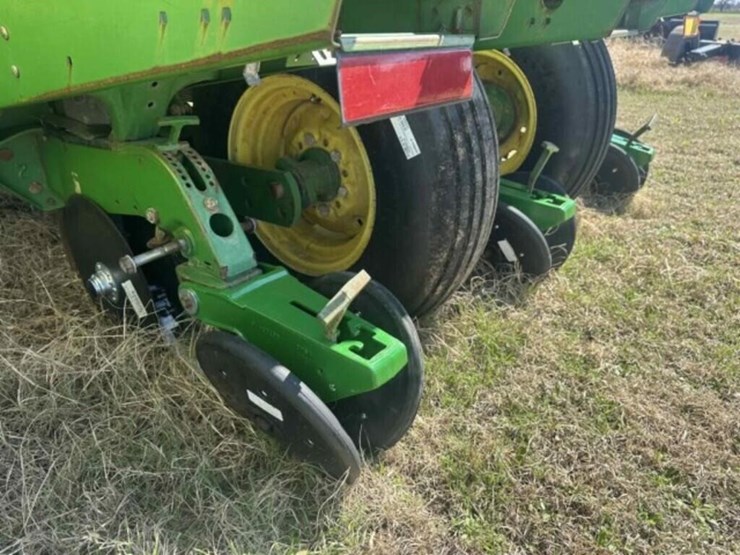 john-deere-1760-image-16