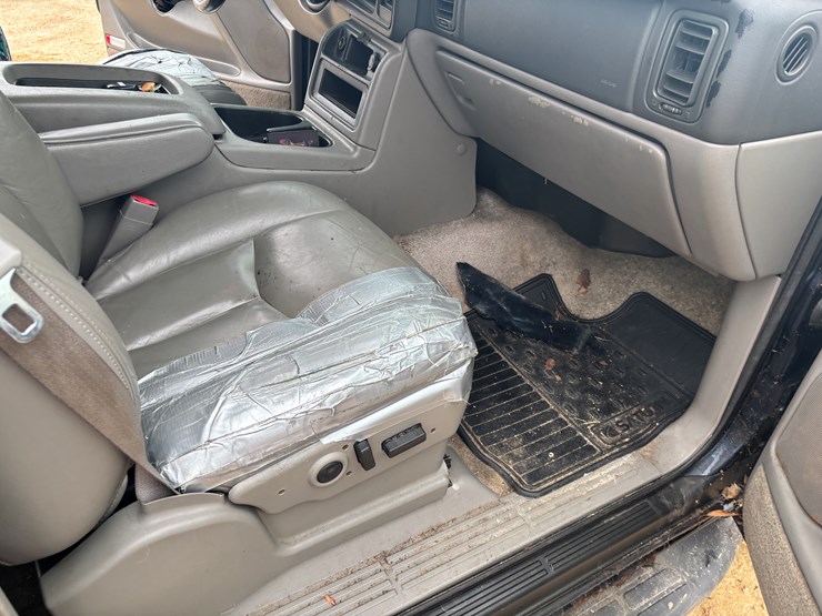 2003-gmc-yukon-image-40