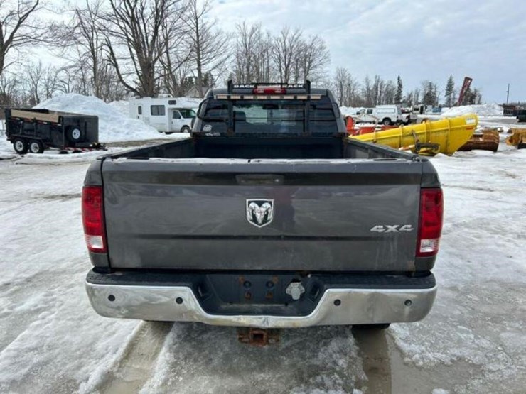 2014-ram-2500-hd-image-11