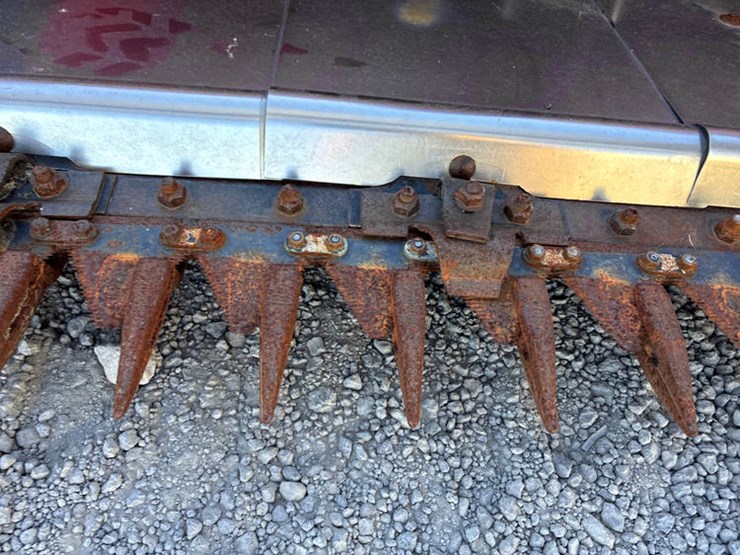 2011-case-ih-3020-image-30