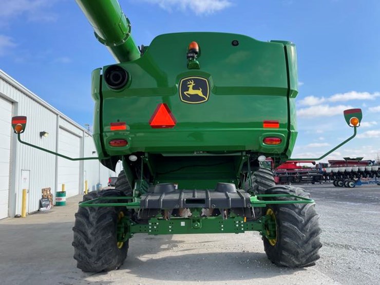 2017-john-deere-s680-image-8