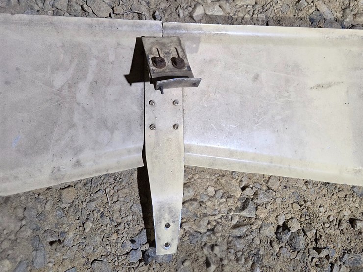 #4273-•-semi-truck-visor-image-2