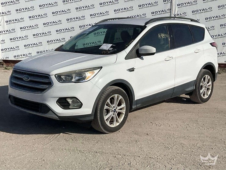 2018-ford-escape-image-1