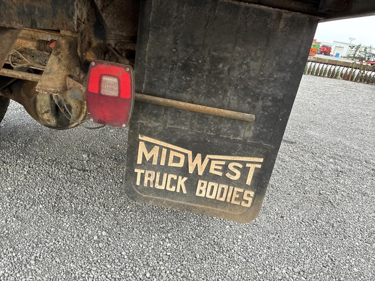 1975-ford-f600-image-20