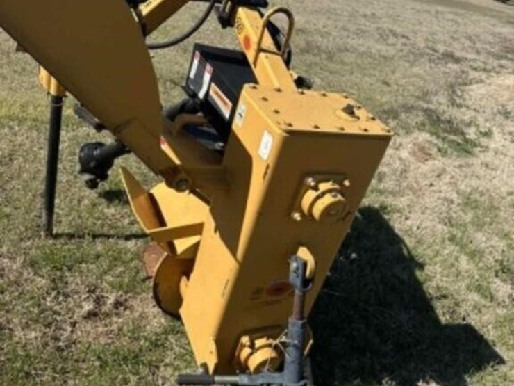 hurricane-3pt.-model-20-ditcher-image-5