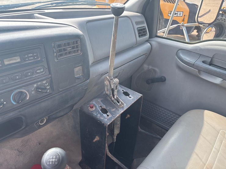 2000-ford-2000-image-10