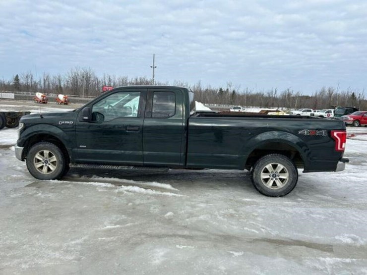 2016-ford-f150-xlt-image-8