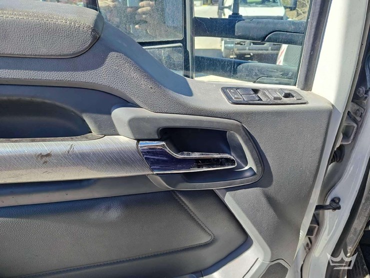 2019-kenworth-t880-image-51