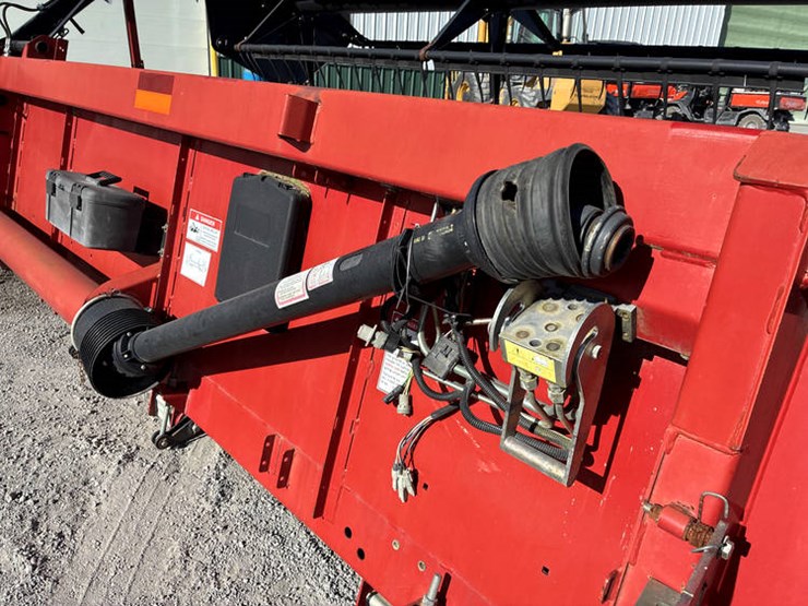 2011-case-ih-3020-image-21