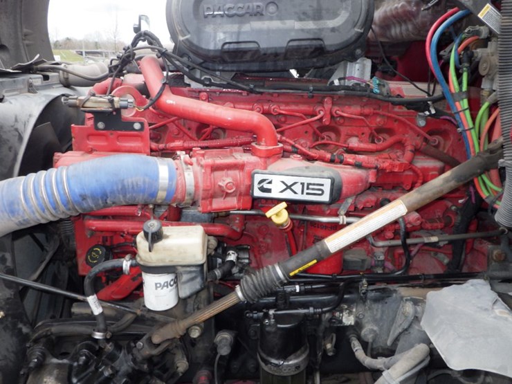 2022-kenworth-t680-image-34