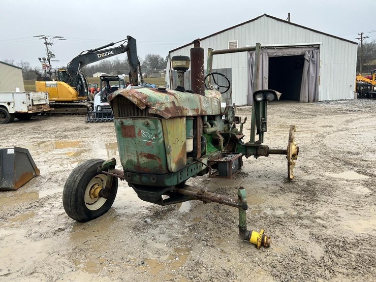 john-deere-3020-image-7