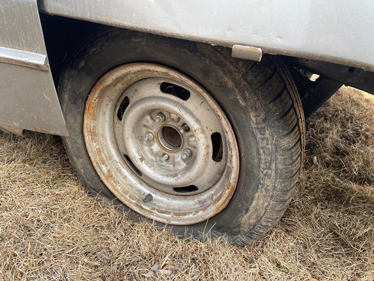 #4203-•-1947-buick-super-sedan,-(has-title)-image-9