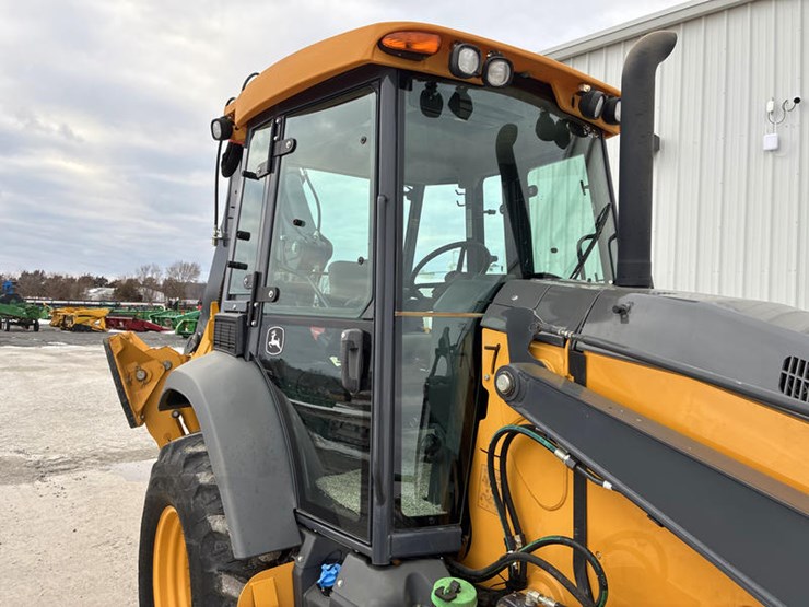 2020-john-deere-2020-image-24