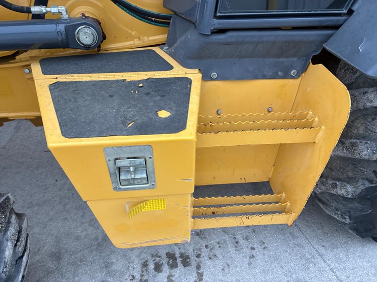 2020-john-deere-2020-image-45