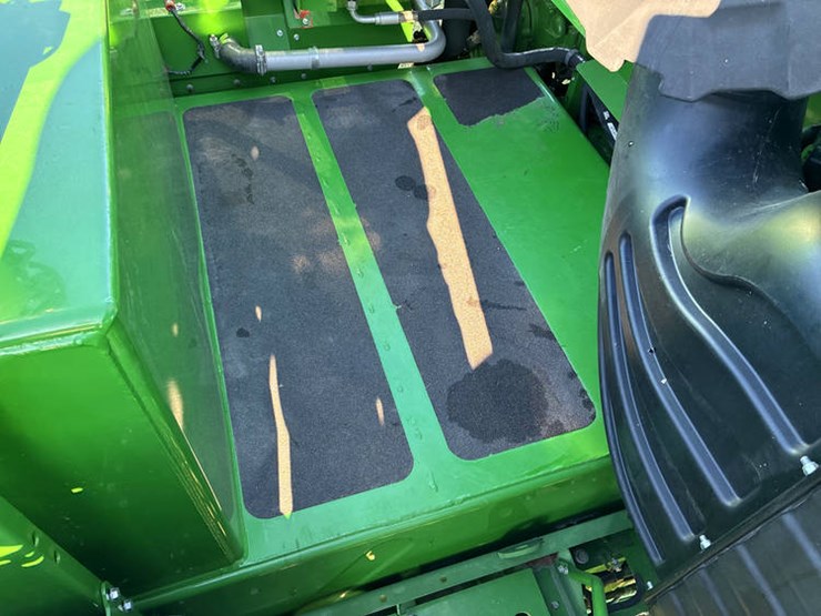 2017-john-deere-s680-image-84