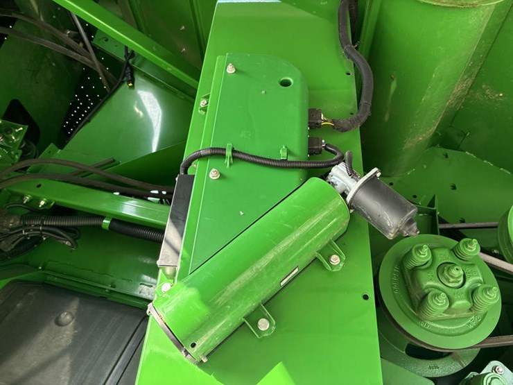 2015-john-deere-s670-image-80