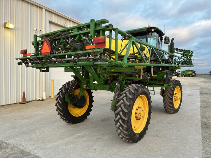 2017-john-deere-r4023-image-6