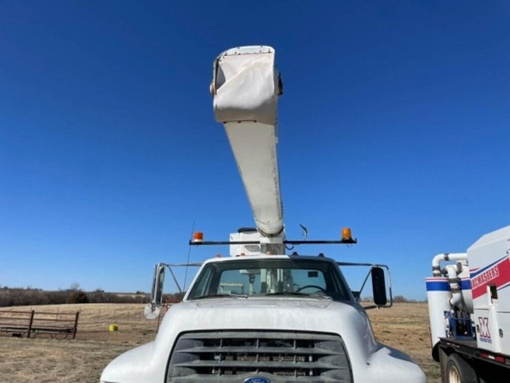 1996-ford-800-image-35