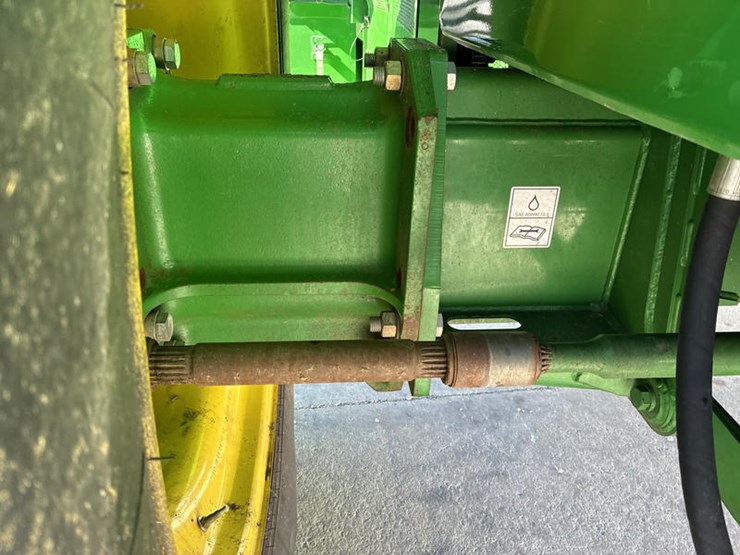 2012-john-deere-s670-image-33