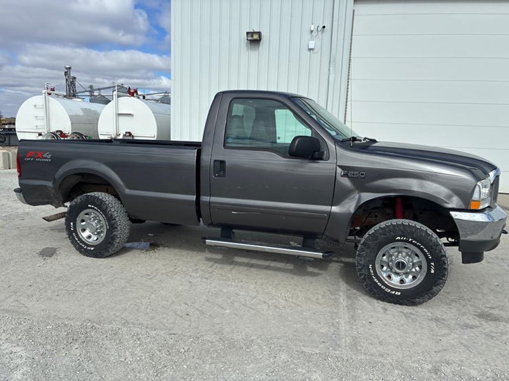 2004-ford-f250-image-3