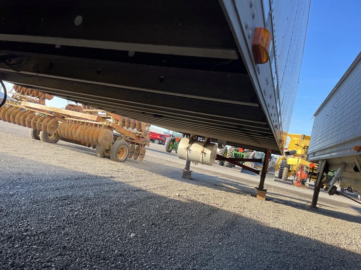 2002-utility-reefer-image-39